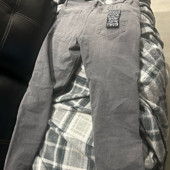 Ksubi size 36 180$ offers lmk - Picture 3 of 5